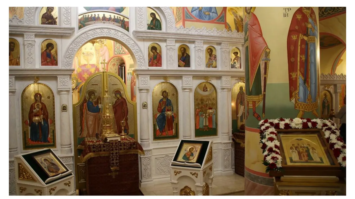 Храм в честь святых Царственных страстотерпцев в г. Сарове