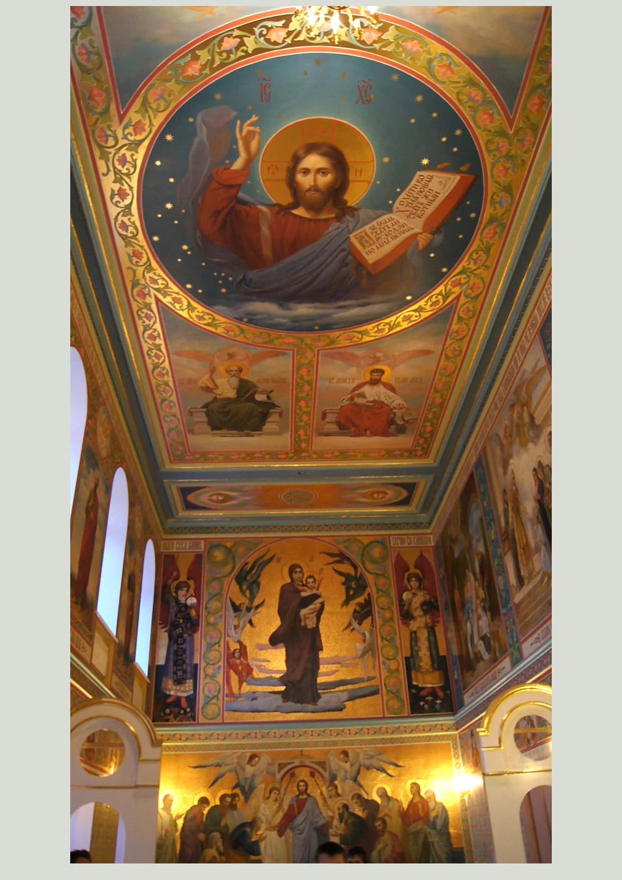 Церковь Введения во храм Пресвятой Богородицы — фото 3